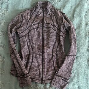 Lululemon Athletica Gray Utility Jacket with Quilted Design